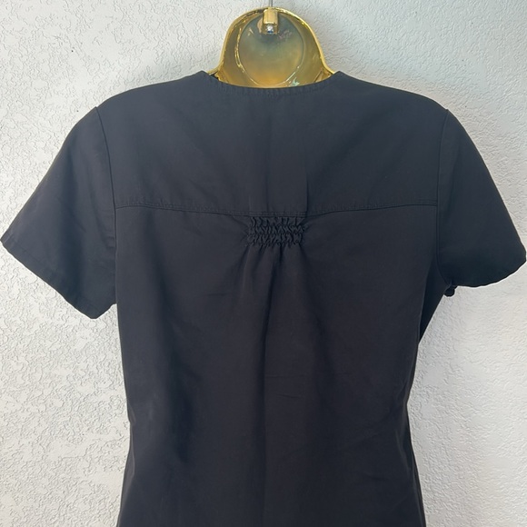 Greys Anatomy Black Scrub by Barco Size Small 2 pockets plus a pen pocket vneck - Picture 5 of 16